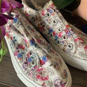 Blow Fish sugar skull tennis shoe size 7  New without box